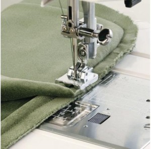 STOPKA DO WSZYWANIA WYPUSTKI I BIZY (5MM) JANOME (ROTACYJNY)