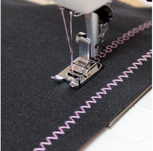 STOPKA DO ŚCIEGÓW OZDOBNYCH I APLIKACJI JANOME (WAHADŁOWY)