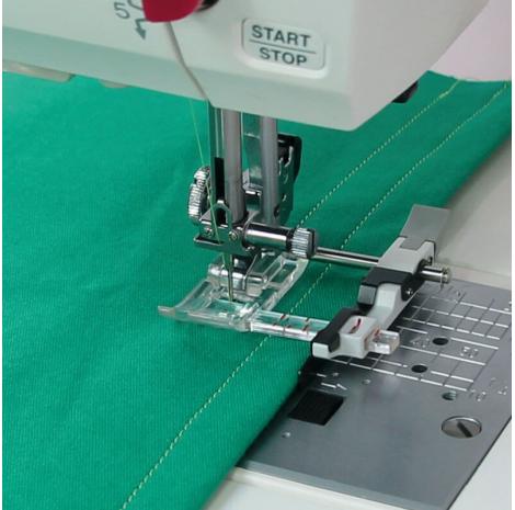 stopka-z-regulowanym-prowadnikiem-janome-202218005.jpg
