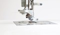 NV1040SE_Advanced-needle-threading-system.jpg